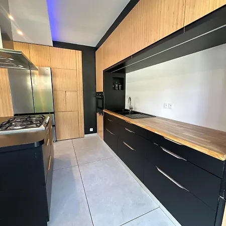 16 Personnes - Jacuzzi -wi-fi Netflix - Parking * Villenave-dʼOrnon