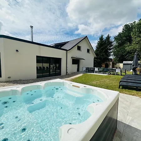 Villa 16 Personnes - Jacuzzi -wi-fi Netflix - Parking *