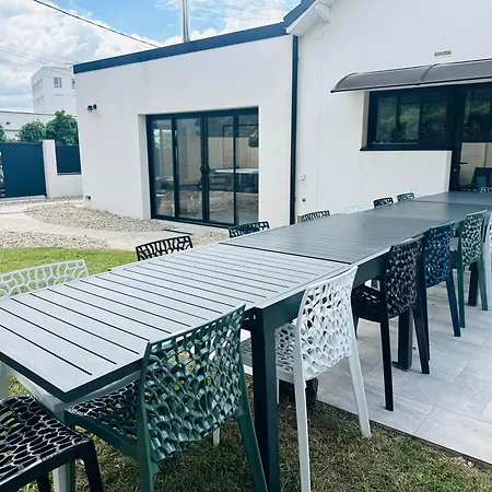 16 Personnes - Jacuzzi -wi-fi Netflix - Parking * ヴィルナーヴ・ドルノン