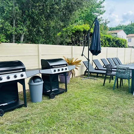 Villa 16 Personnes - Jacuzzi -wi-fi Netflix - Parking *